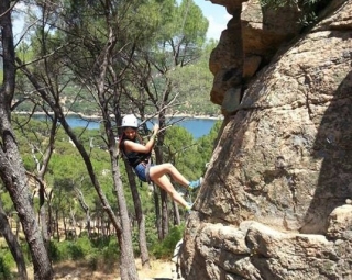 Practicar descenso en rappel
